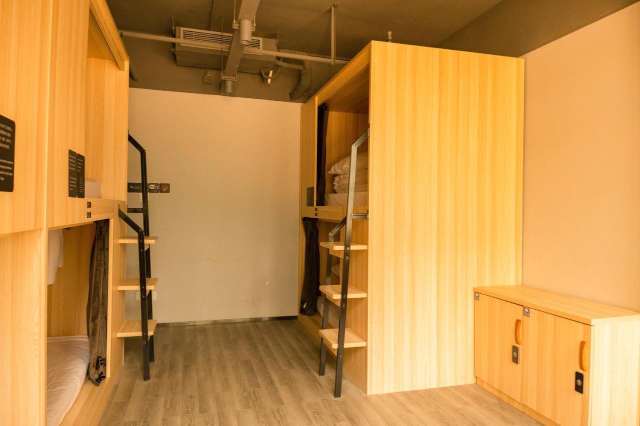 Chengdu Desti Youth Park Hostel Bagian luar foto